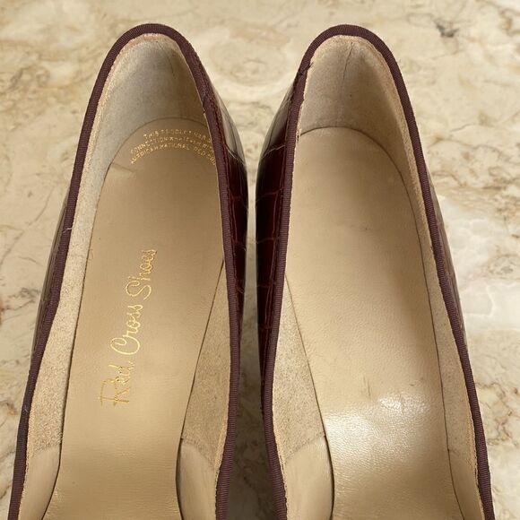 1950’s Vintage Red Cross Shoes Croc Embossed Leather - Picture 7 of 16